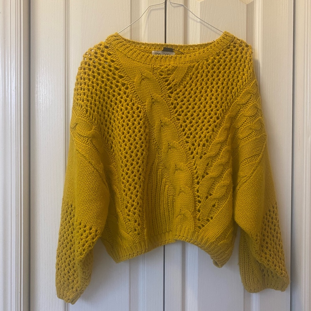 Ebby And I Gold Knitted Sweater L